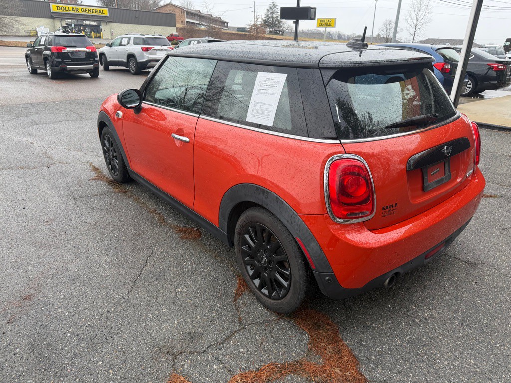 2019 MINI Cooper Image 4