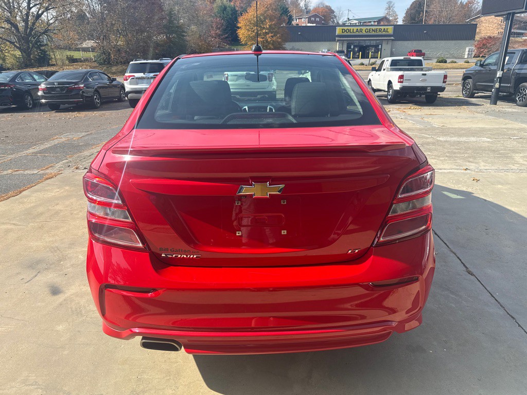 2017 Chevrolet Sonic Image 4
