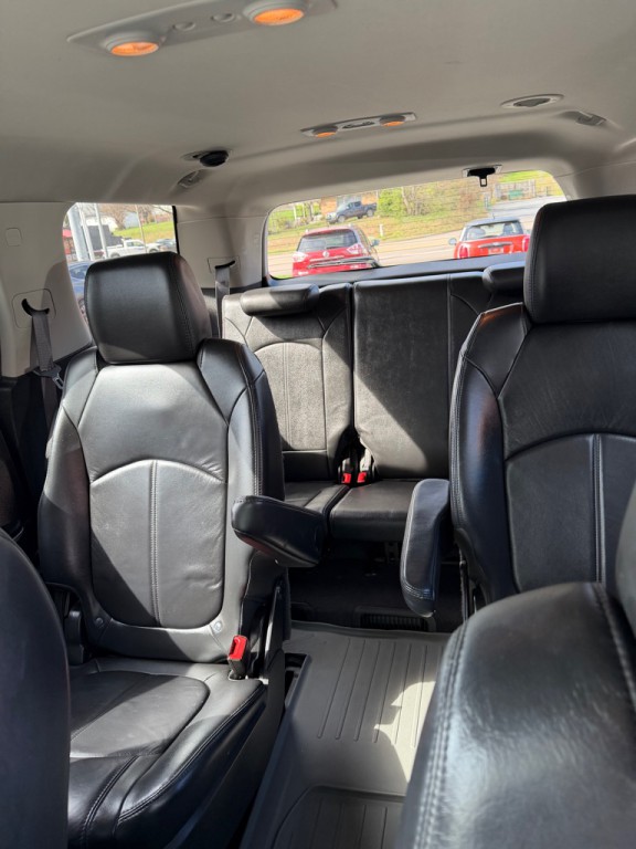 2012 GMC Acadia Image 6