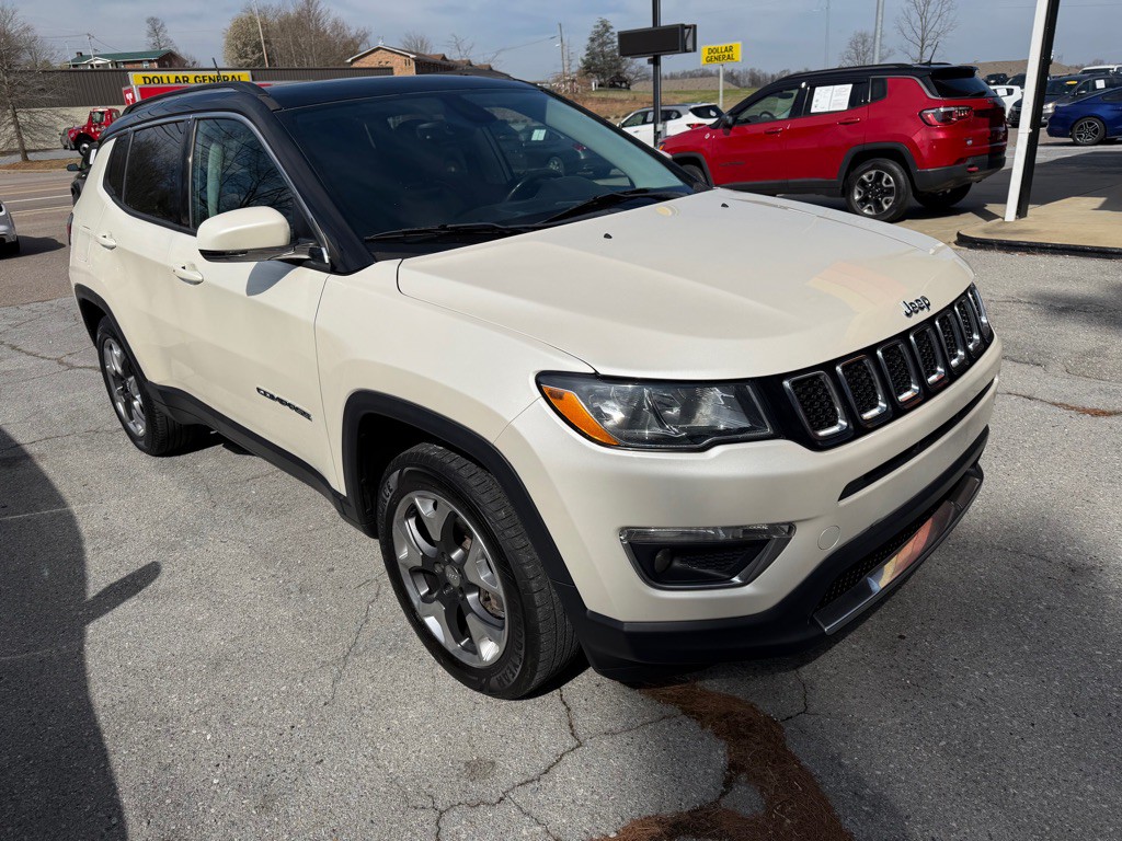 2018 Jeep Compass Image 9