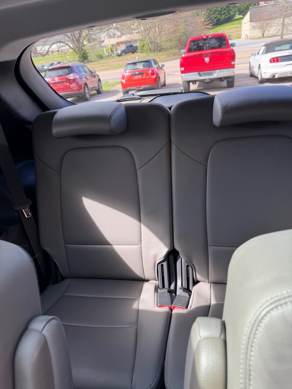 2015 Hyundai Santa Fe Image 9