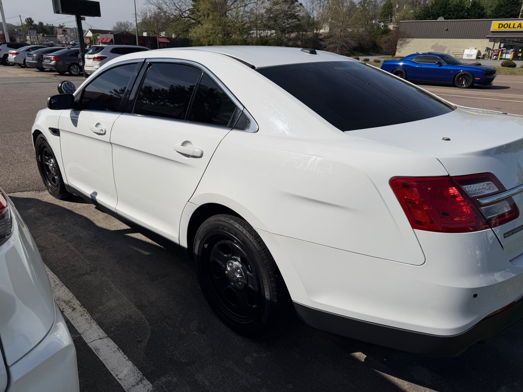 2018 Ford Taurus Image 4