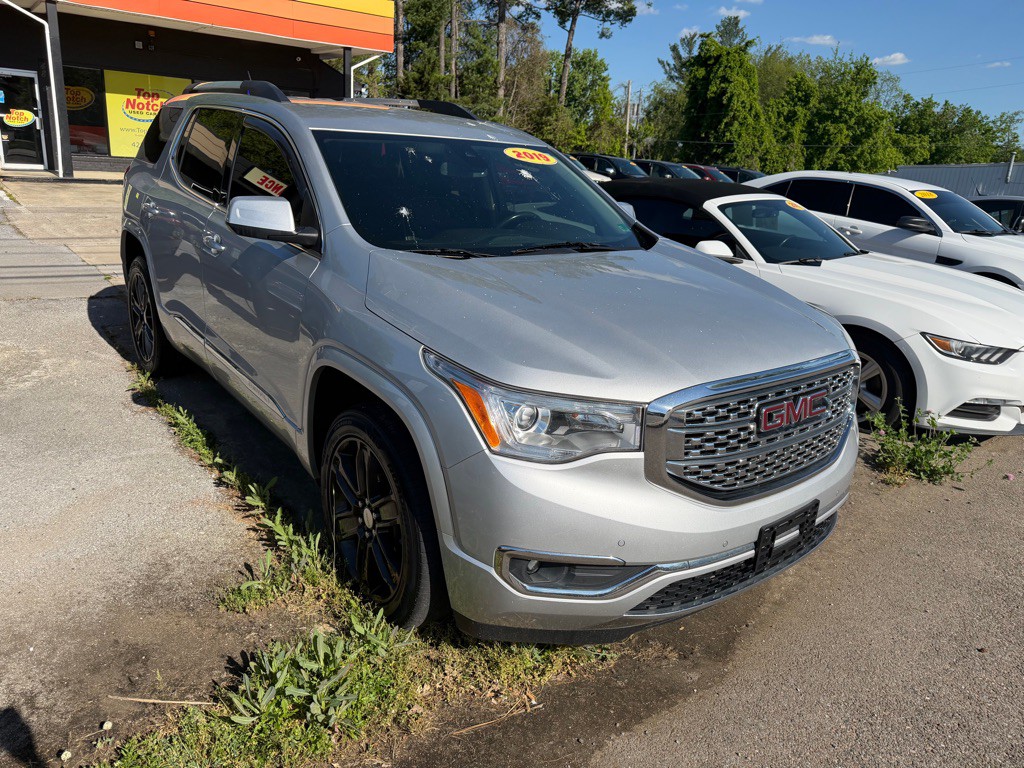 2019 GMC Acadia Image 2