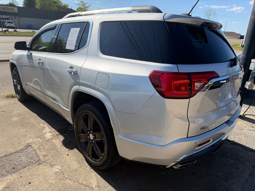 2019 GMC Acadia Image 3
