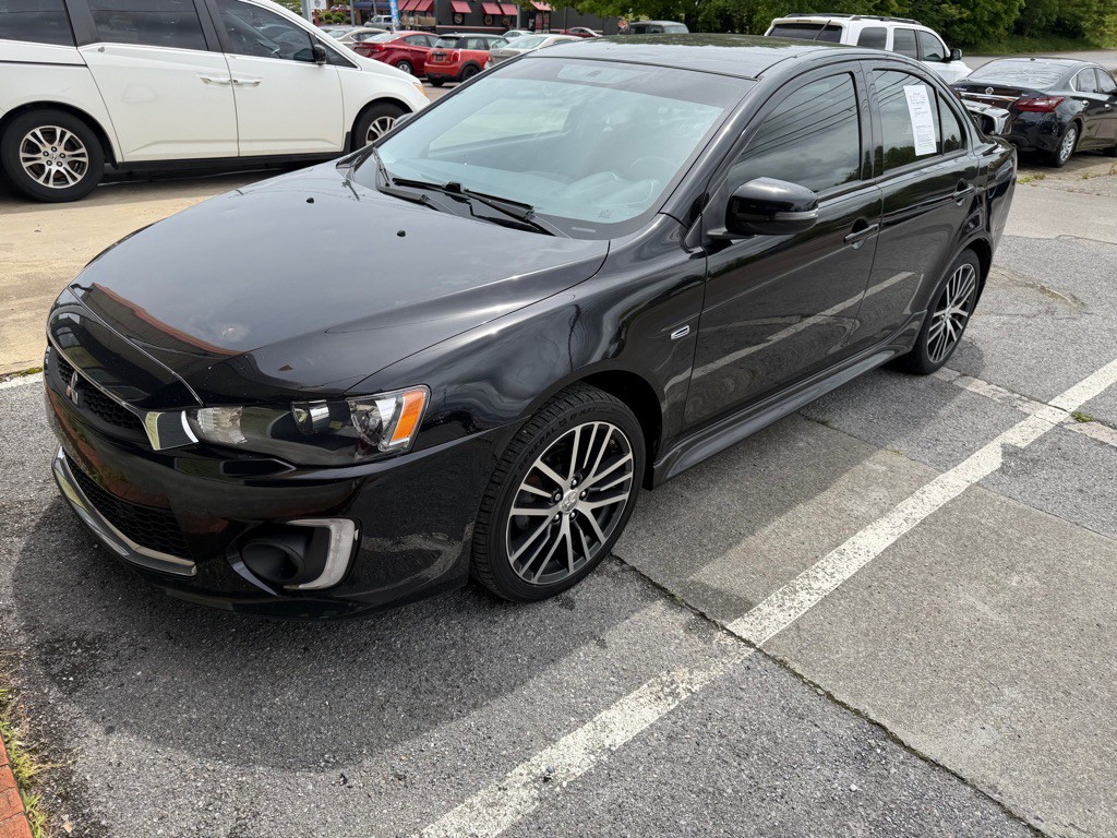2017 Mitsubishi Lancer Image 2