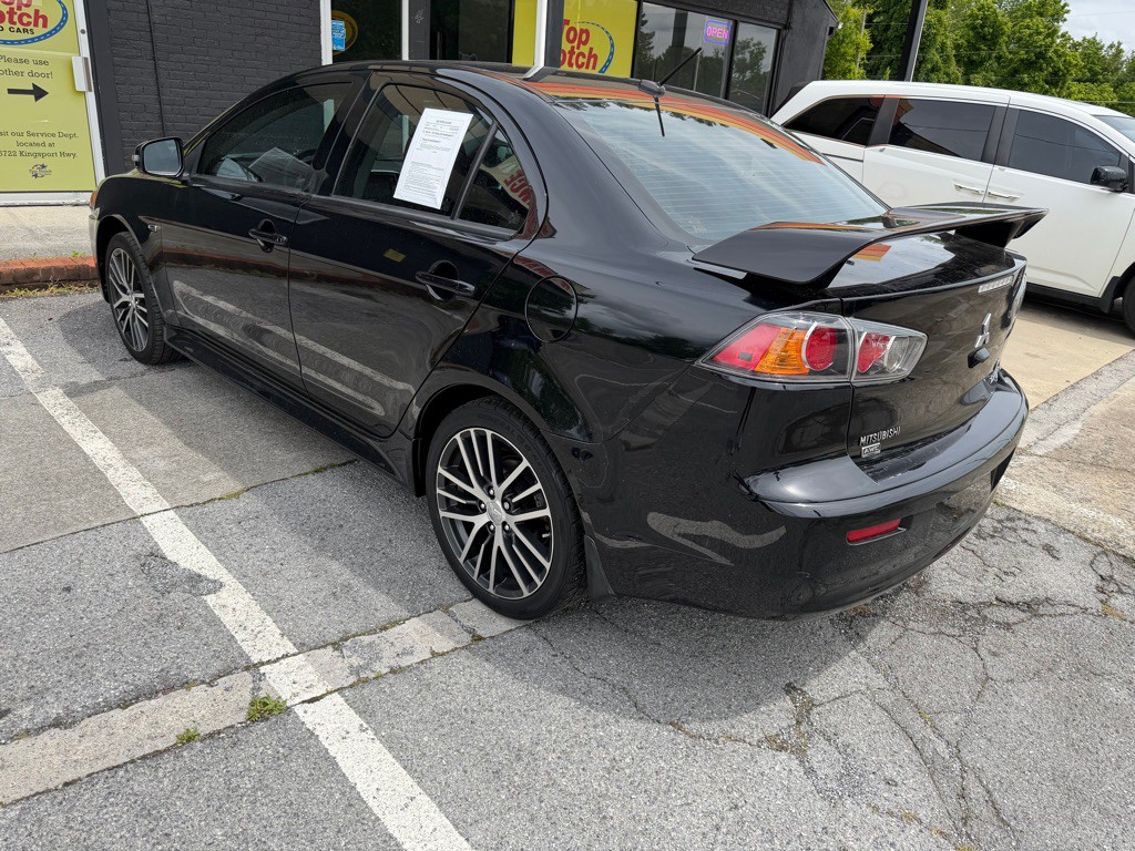 2017 Mitsubishi Lancer Image 3