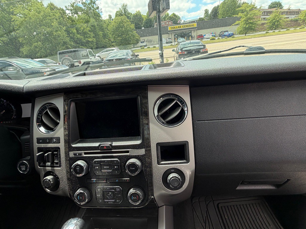 2016 Ford Expedition Image 7