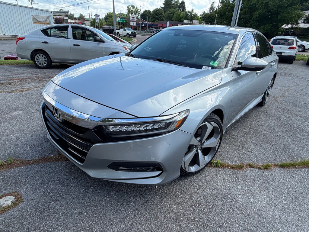 2018 Honda Accord Image 1