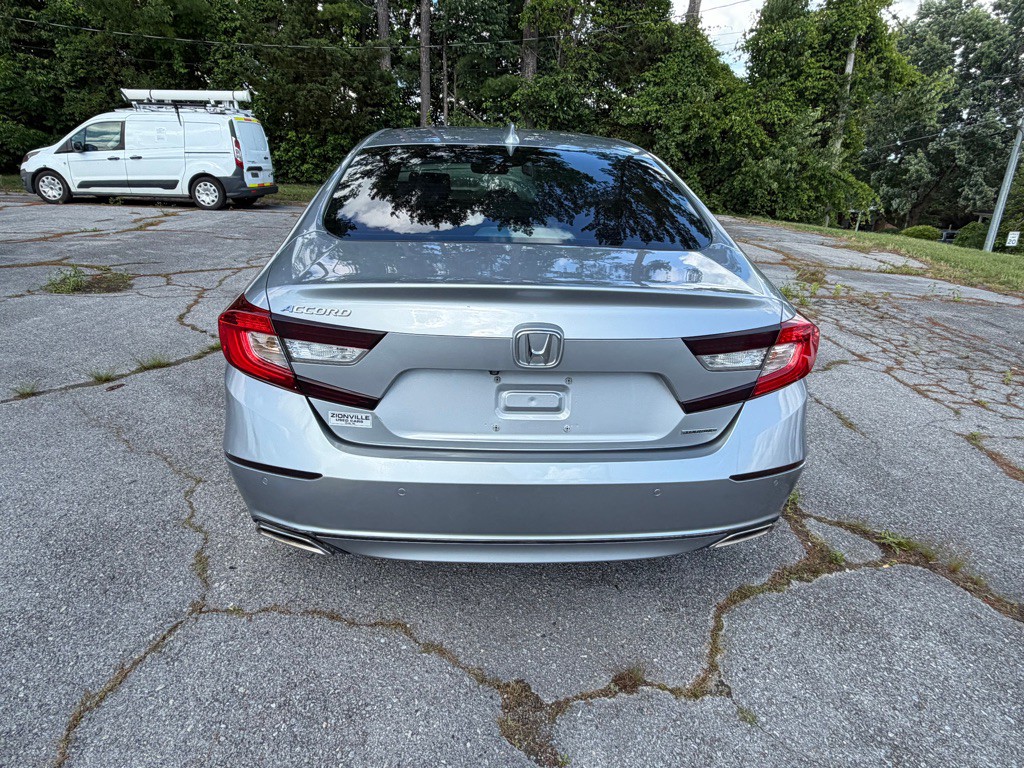2018 Honda Accord Image 5