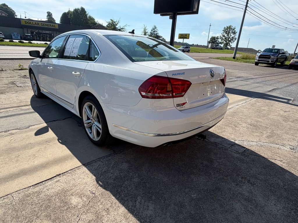 2013 Volkswagen Passat Image 3