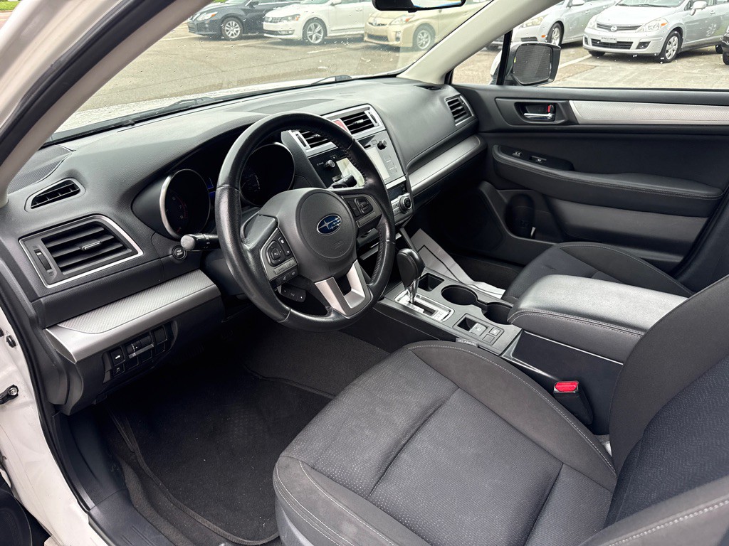 2015 Subaru Legacy Image 5