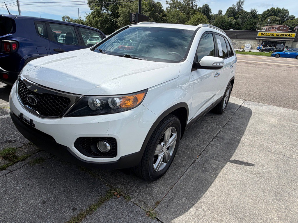 2013 Kia Sorento Image 2