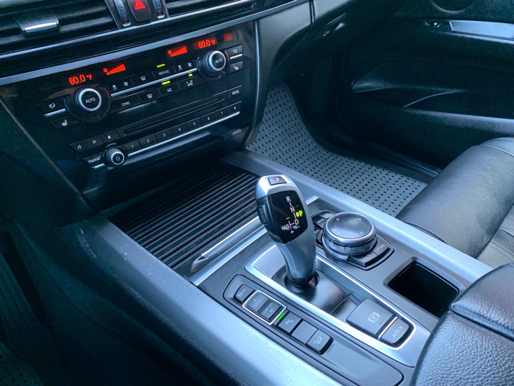 2014 BMW X5 Image 24