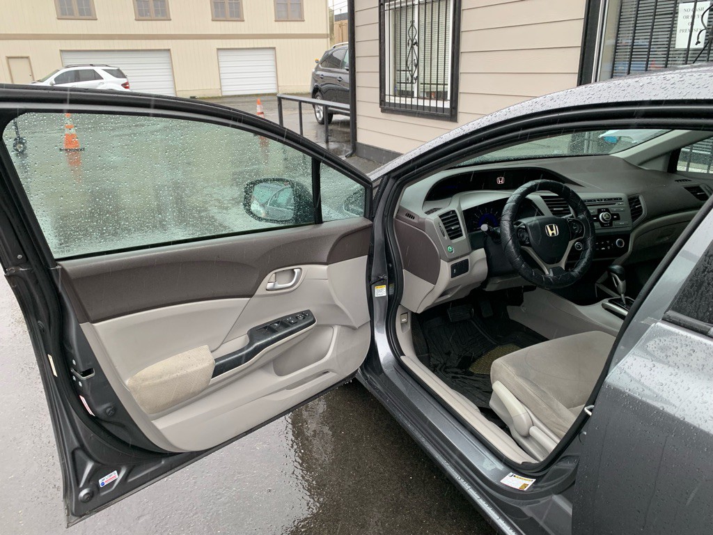 2012 Honda Civic Image 8