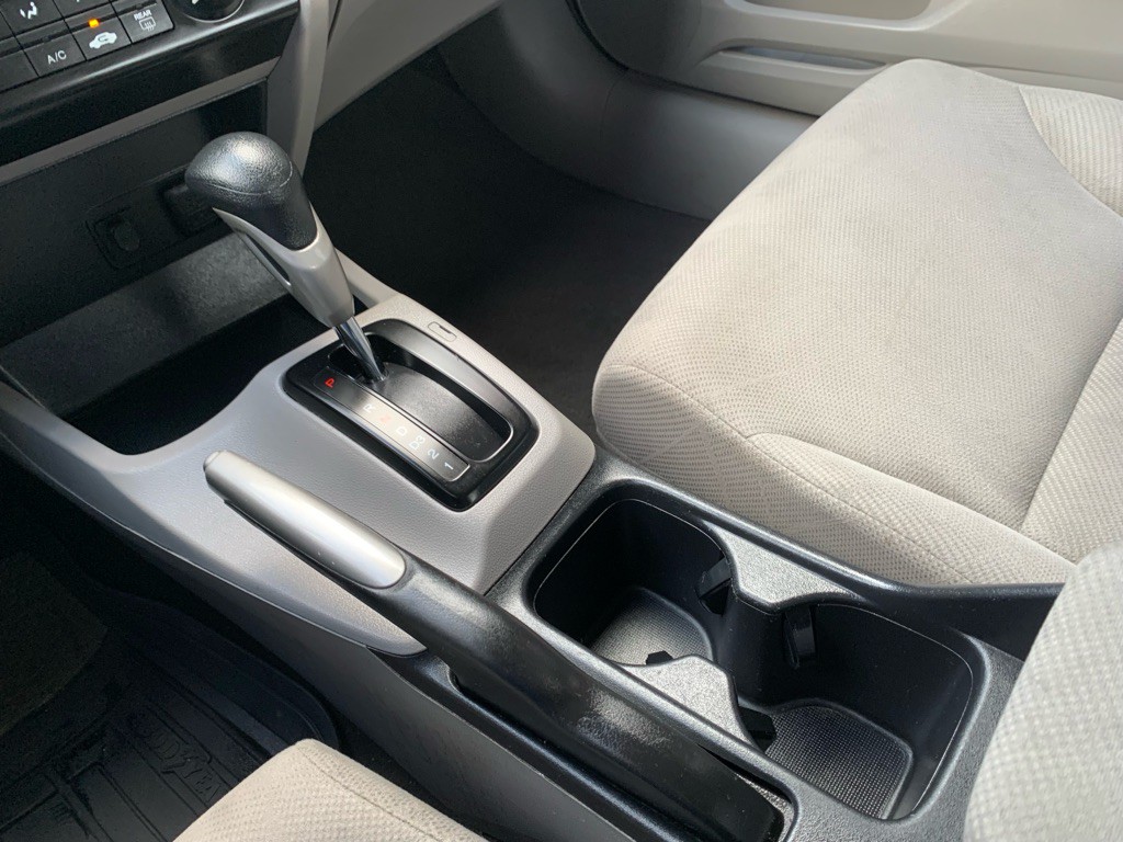 2012 Honda Civic Image 19