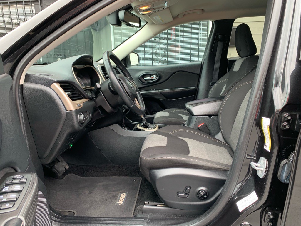 2014 Jeep Cherokee Image 14