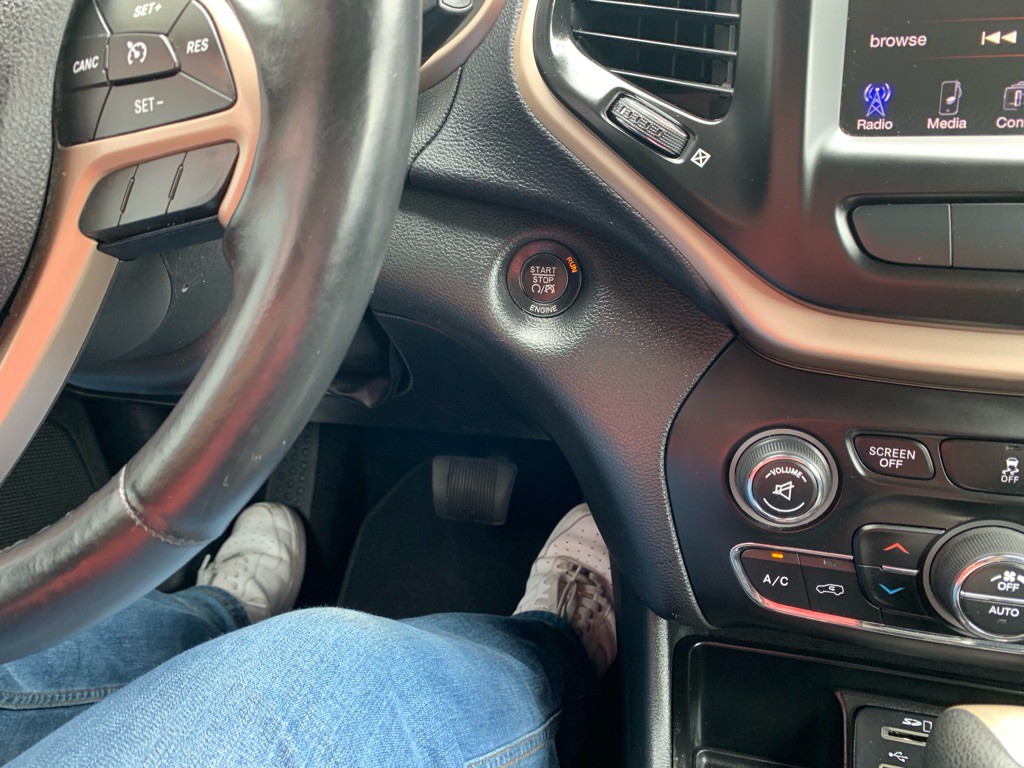2014 Jeep Cherokee Image 26