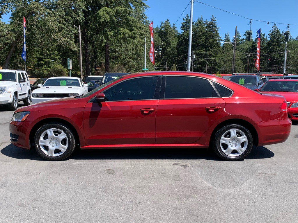 2015 Volkswagen Passat Image 3