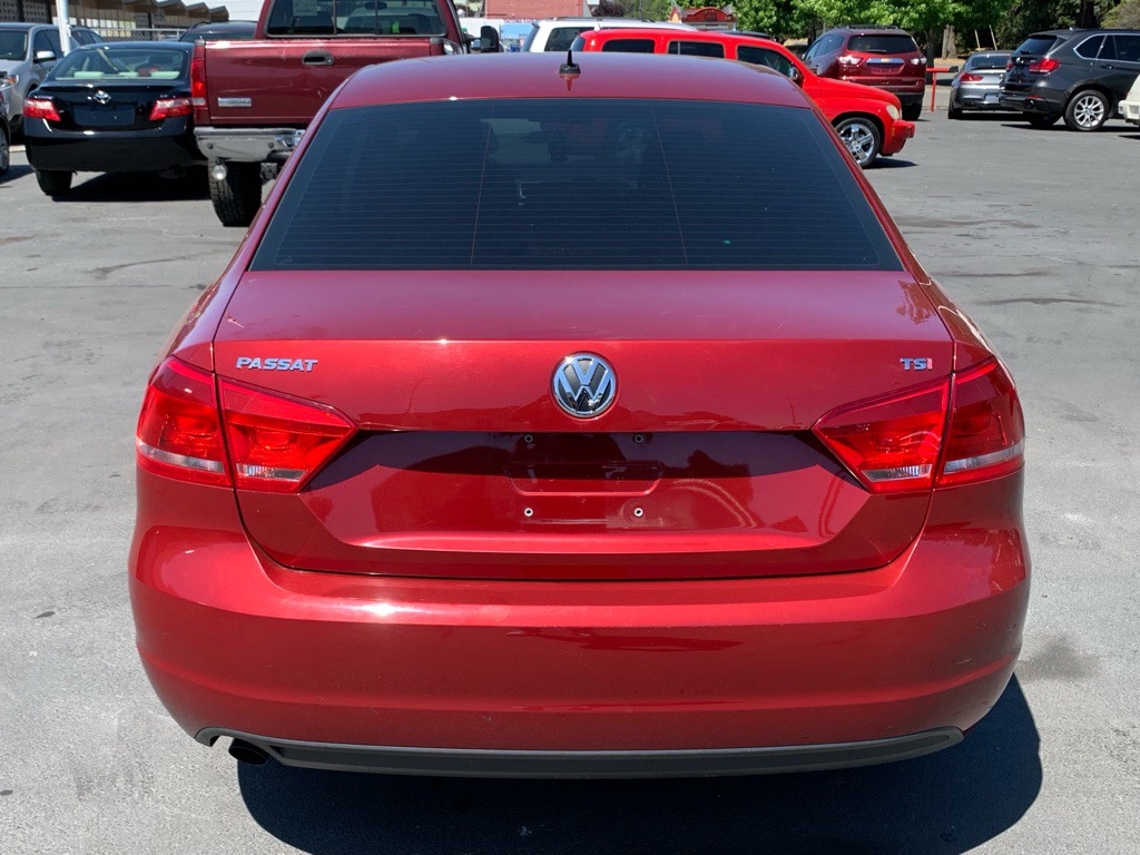 2015 Volkswagen Passat Image 5