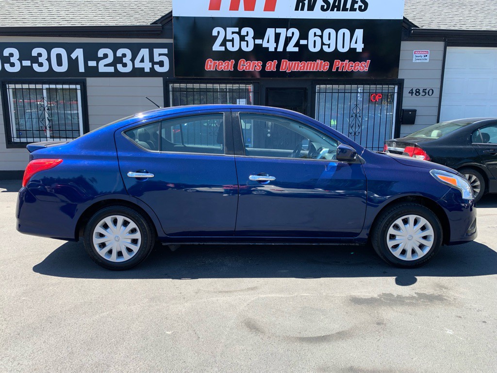 2018 Nissan Versa Image 8