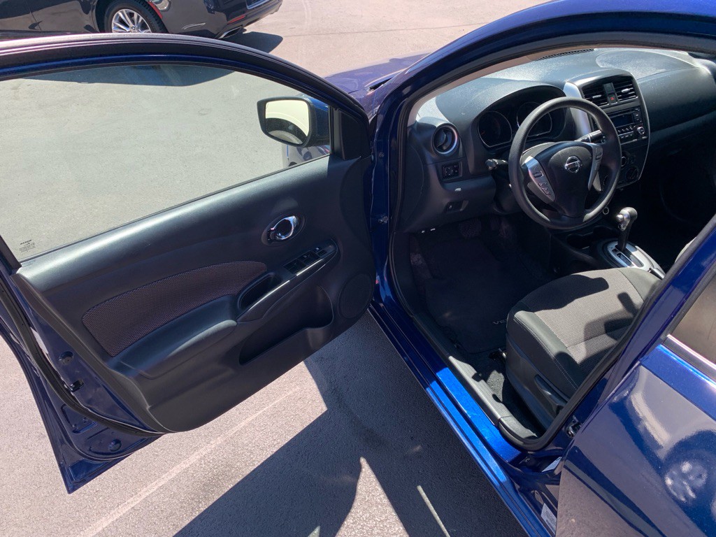 2018 Nissan Versa Image 10