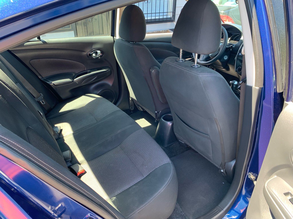 2018 Nissan Versa Image 18
