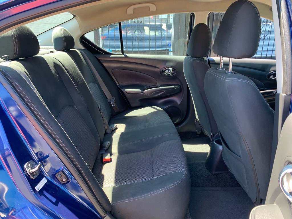 2018 Nissan Versa Image 19