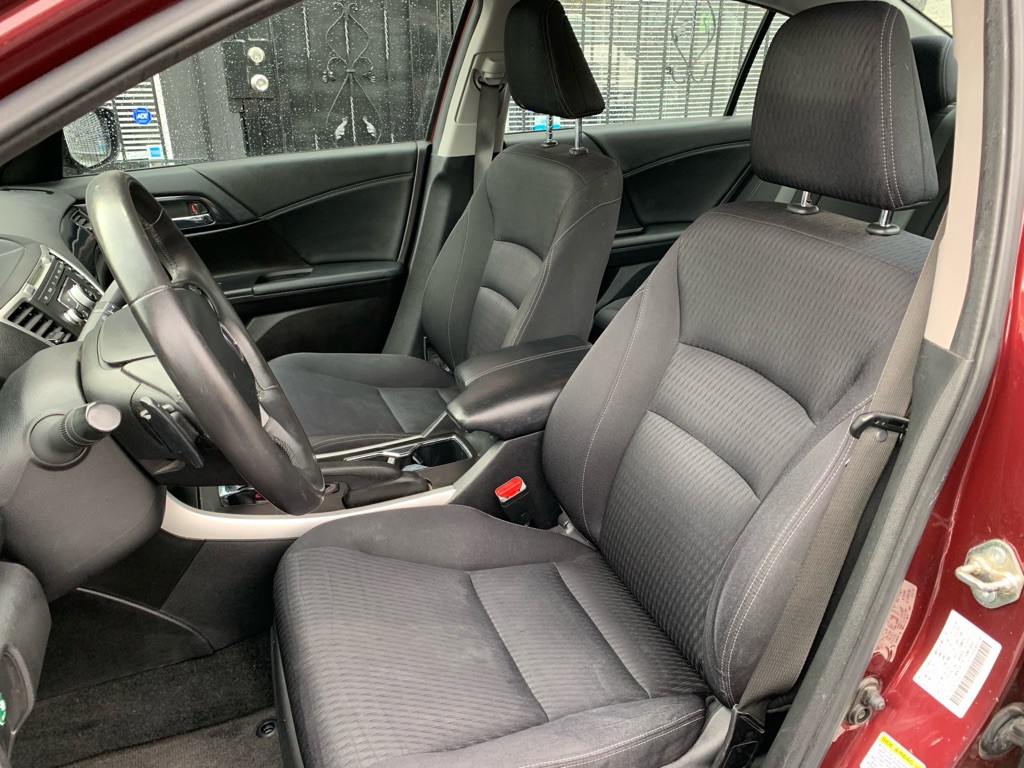 2015 Honda Accord Image 15