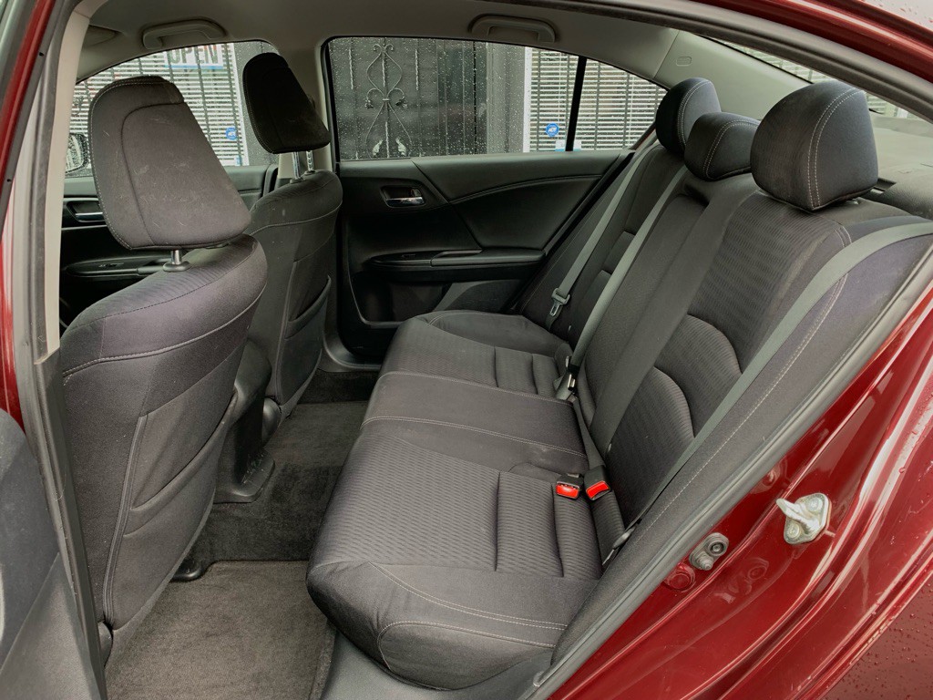 2015 Honda Accord Image 16