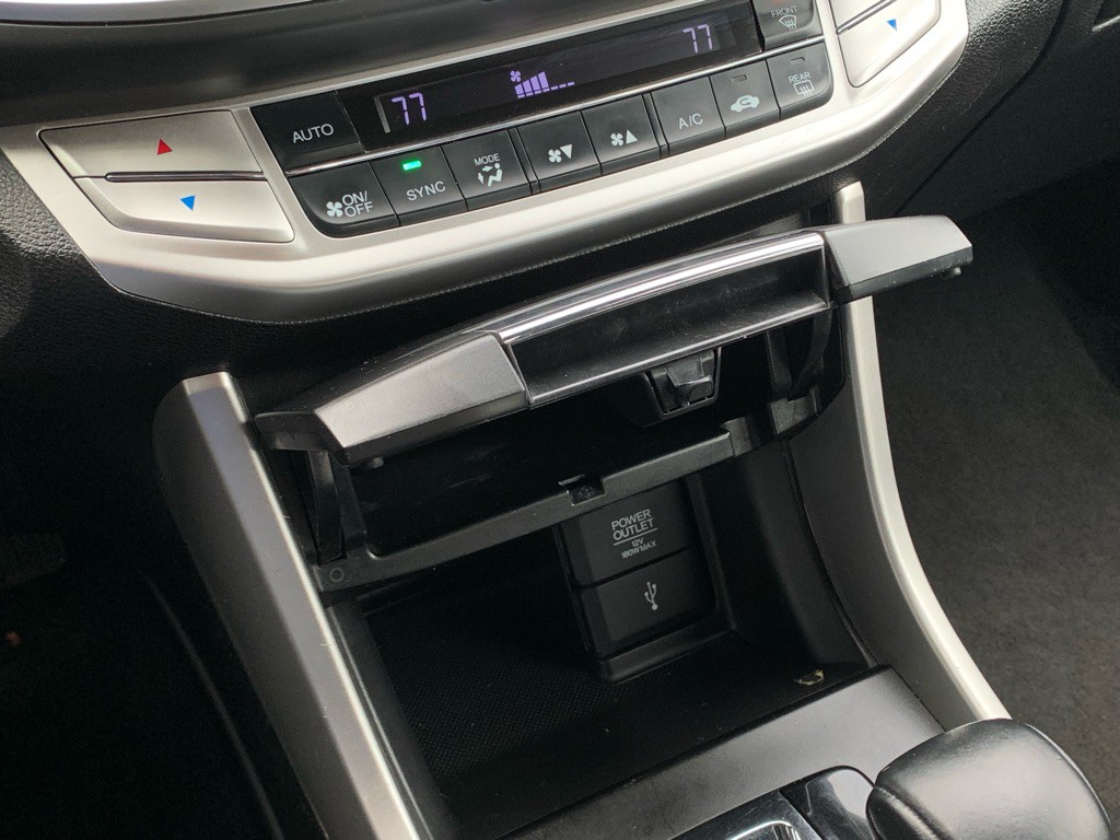 2015 Honda Accord Image 19