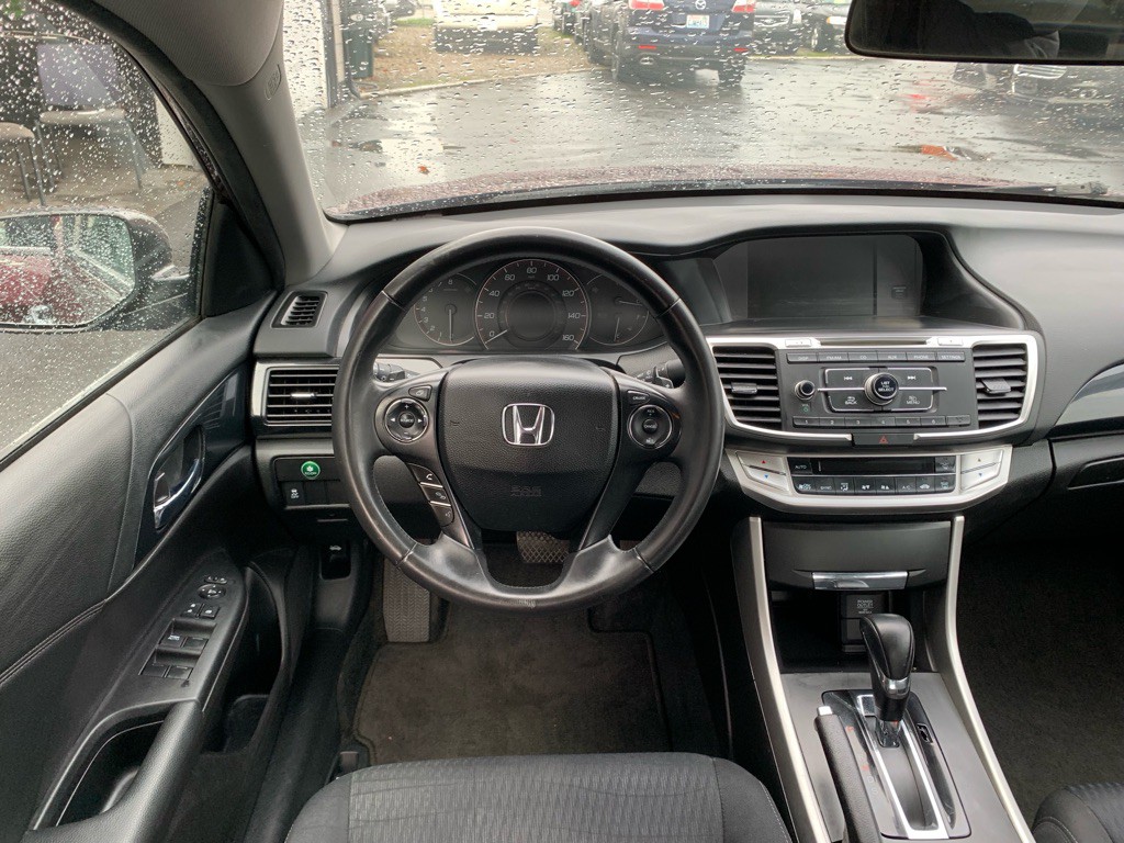 2015 Honda Accord Image 23