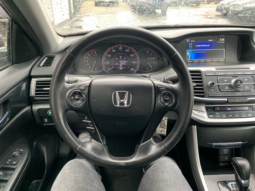 2015 Honda Accord Image 24