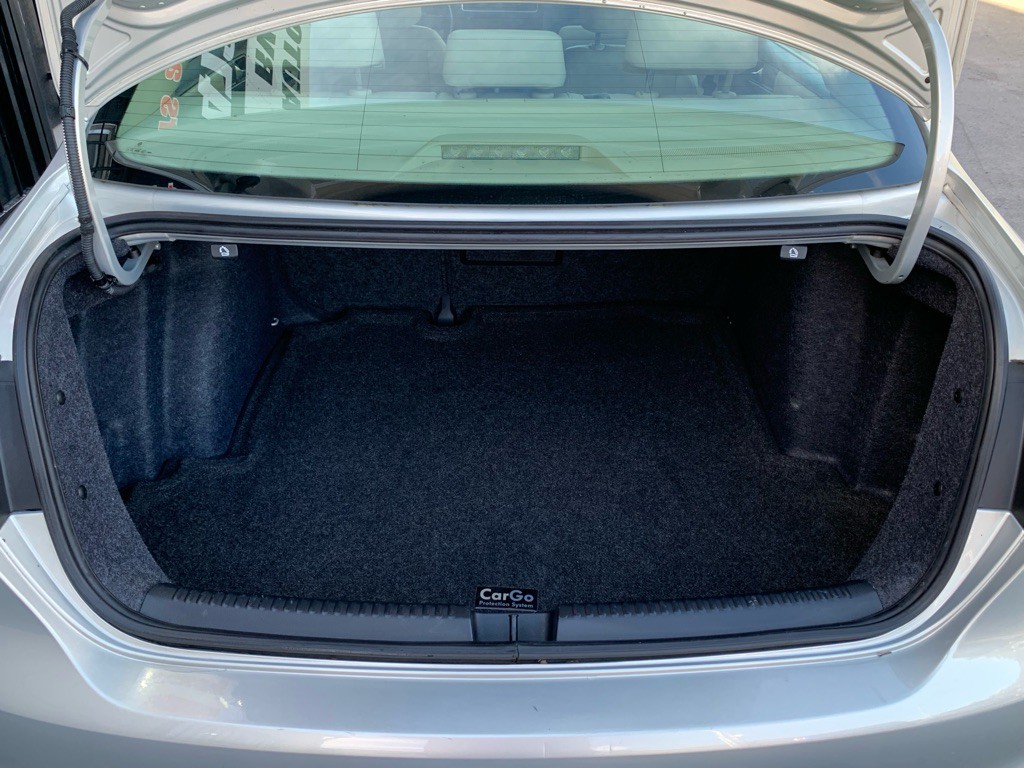 2011 Volkswagen Jetta Image 6