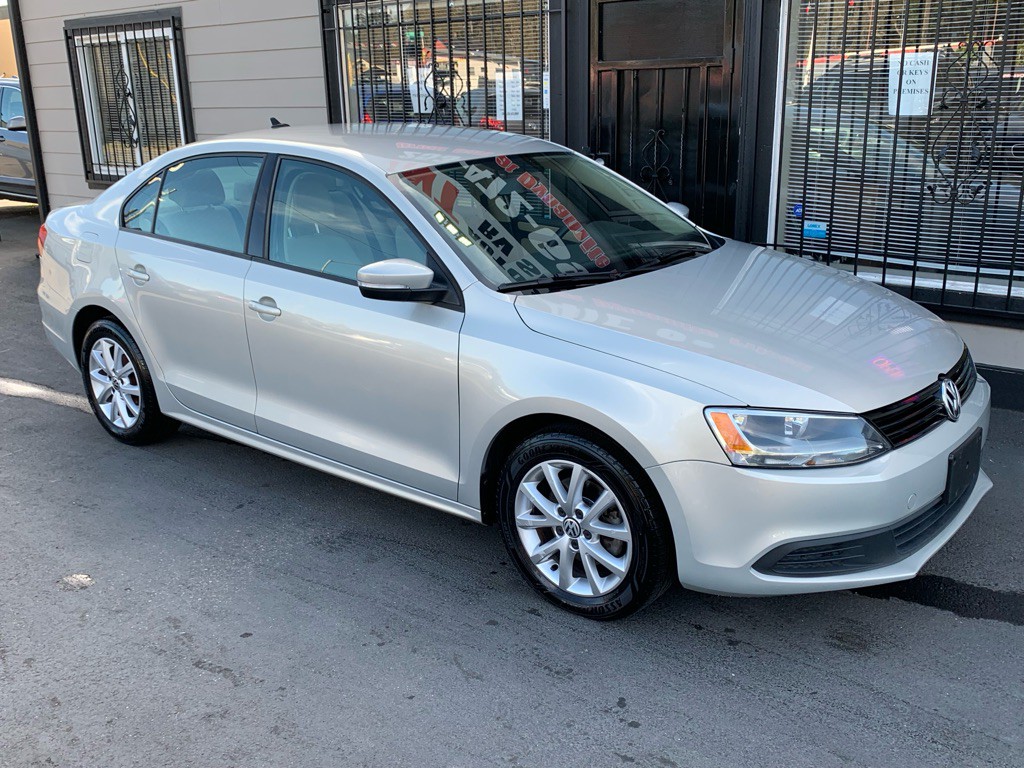 2011 Volkswagen Jetta Image 9