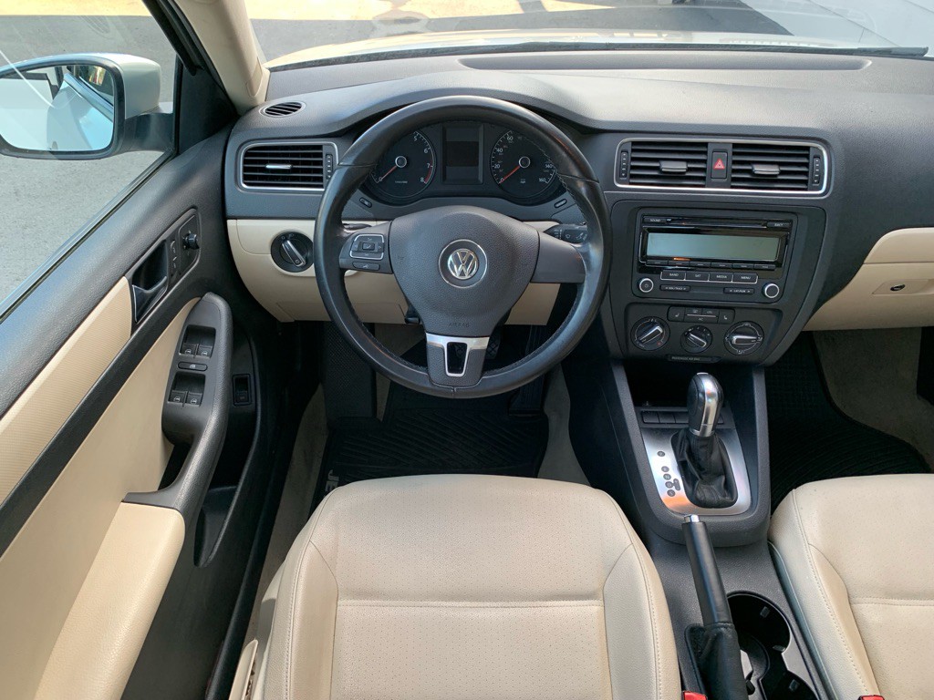 2011 Volkswagen Jetta Image 19