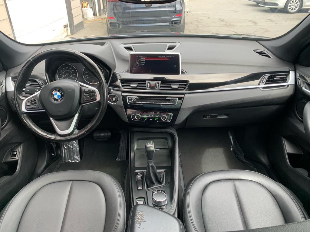 2017 BMW X1 Image 16
