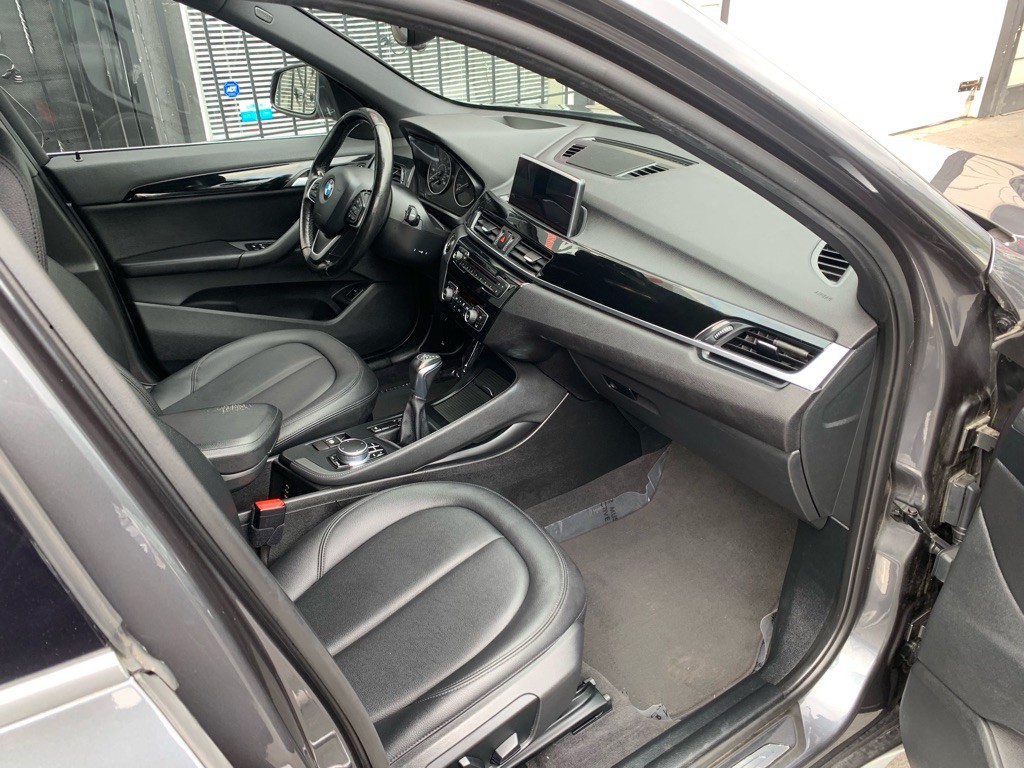 2017 BMW X1 Image 30