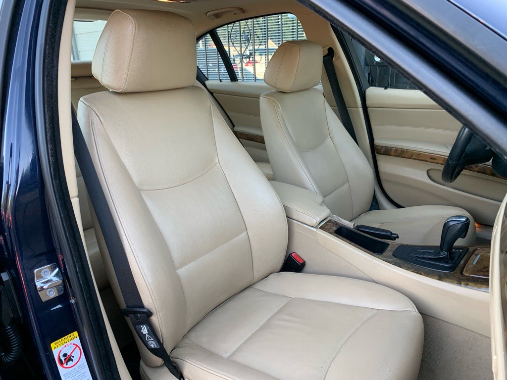 2007 BMW 3 Series Image 27