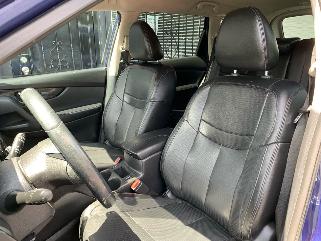 2018 Nissan Rogue Image 14
