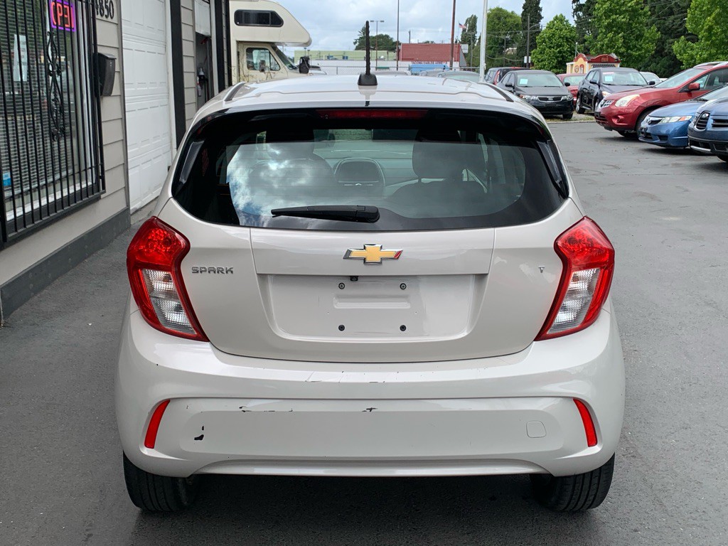 2016 Chevrolet Spark Image 4