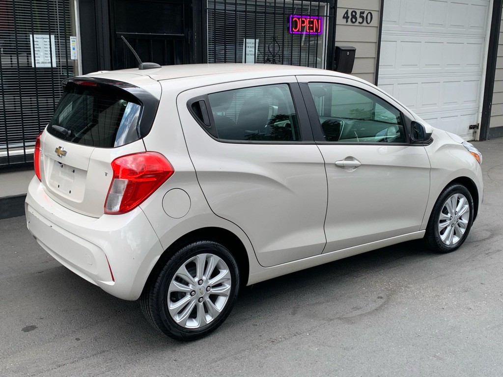 2016 Chevrolet Spark Image 6