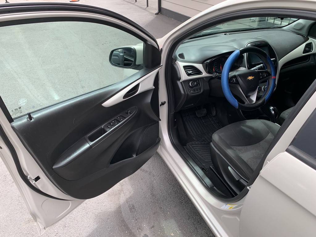 2016 Chevrolet Spark Image 9