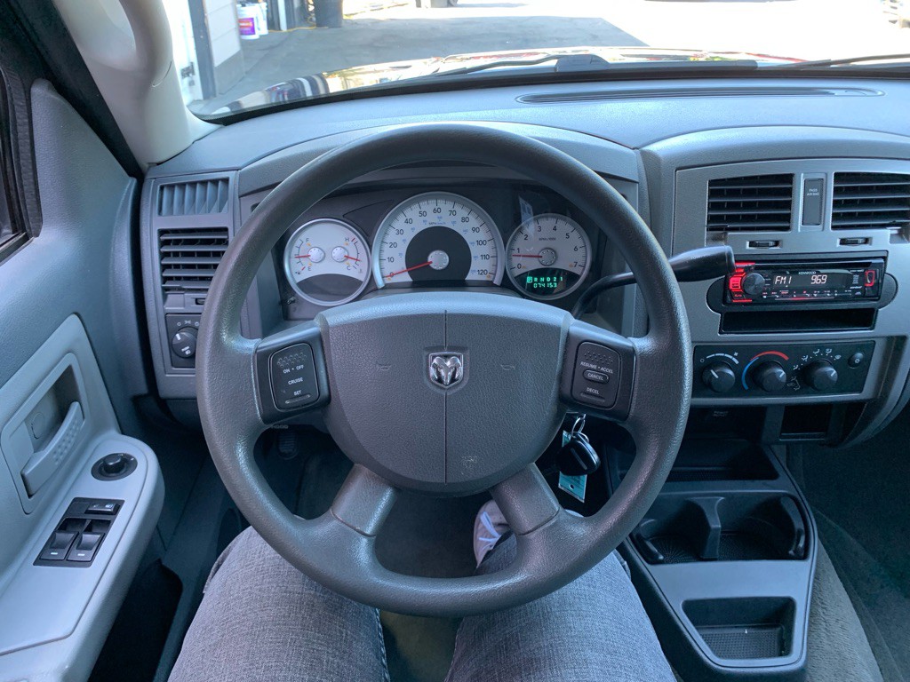 2006 Dodge Dakota Image 17