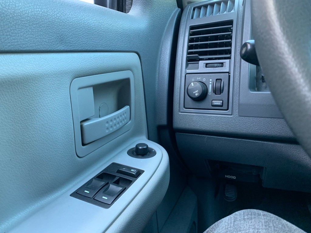 2006 Dodge Dakota Image 18