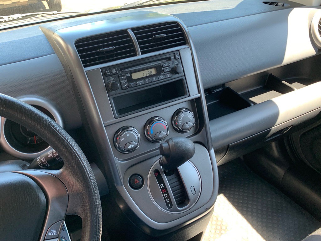 2006 Honda Element Image 17