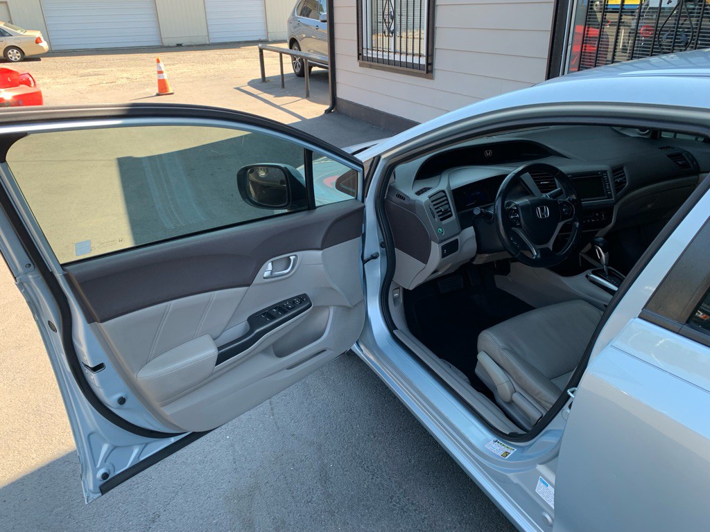 2012 Honda Civic Image 9