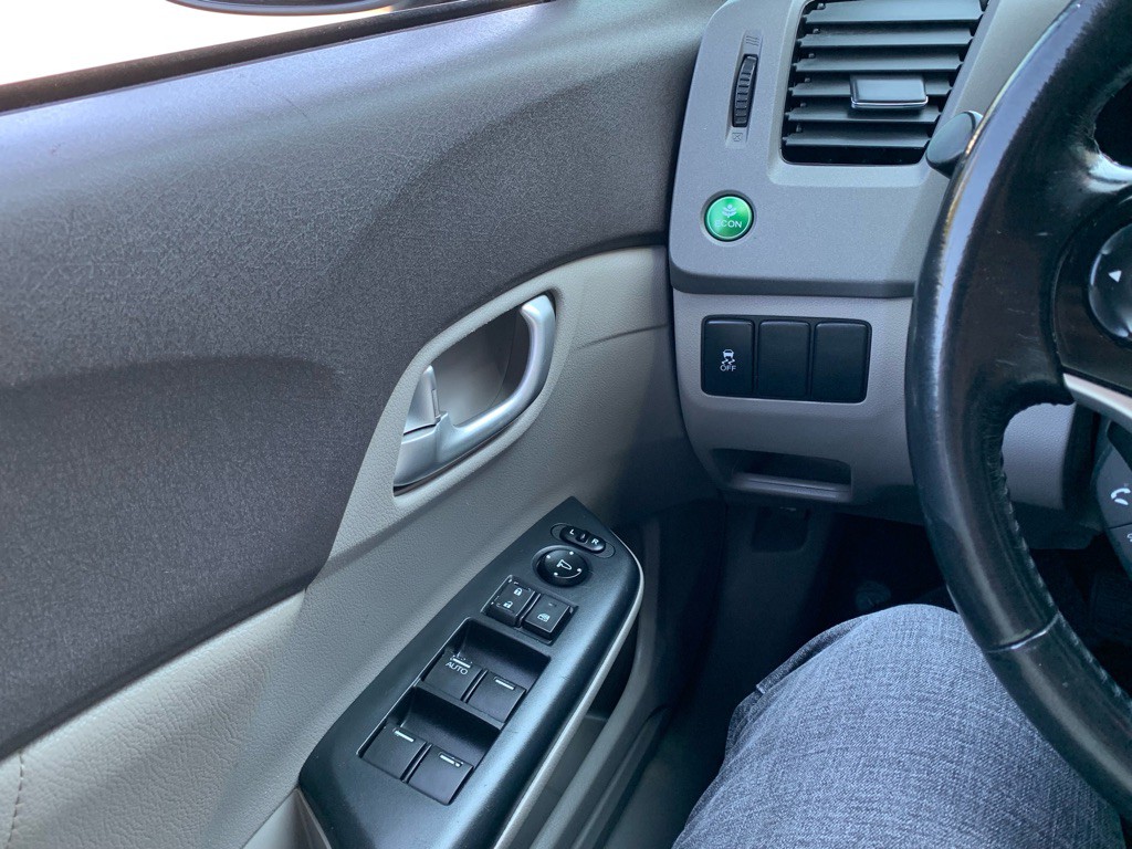 2012 Honda Civic Image 19