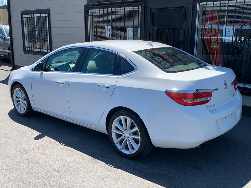 2013 Buick Verano Image 3