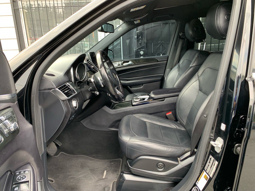 2017 Mercedes-Benz GLS-Class Image 16