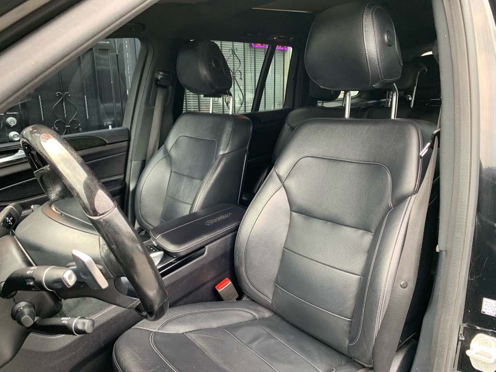 2017 Mercedes-Benz GLS-Class Image 17